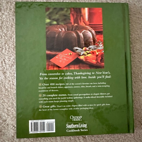 SouthernLiving Christmas BookCook 2005, 288 pages. - Picture 2 of 11